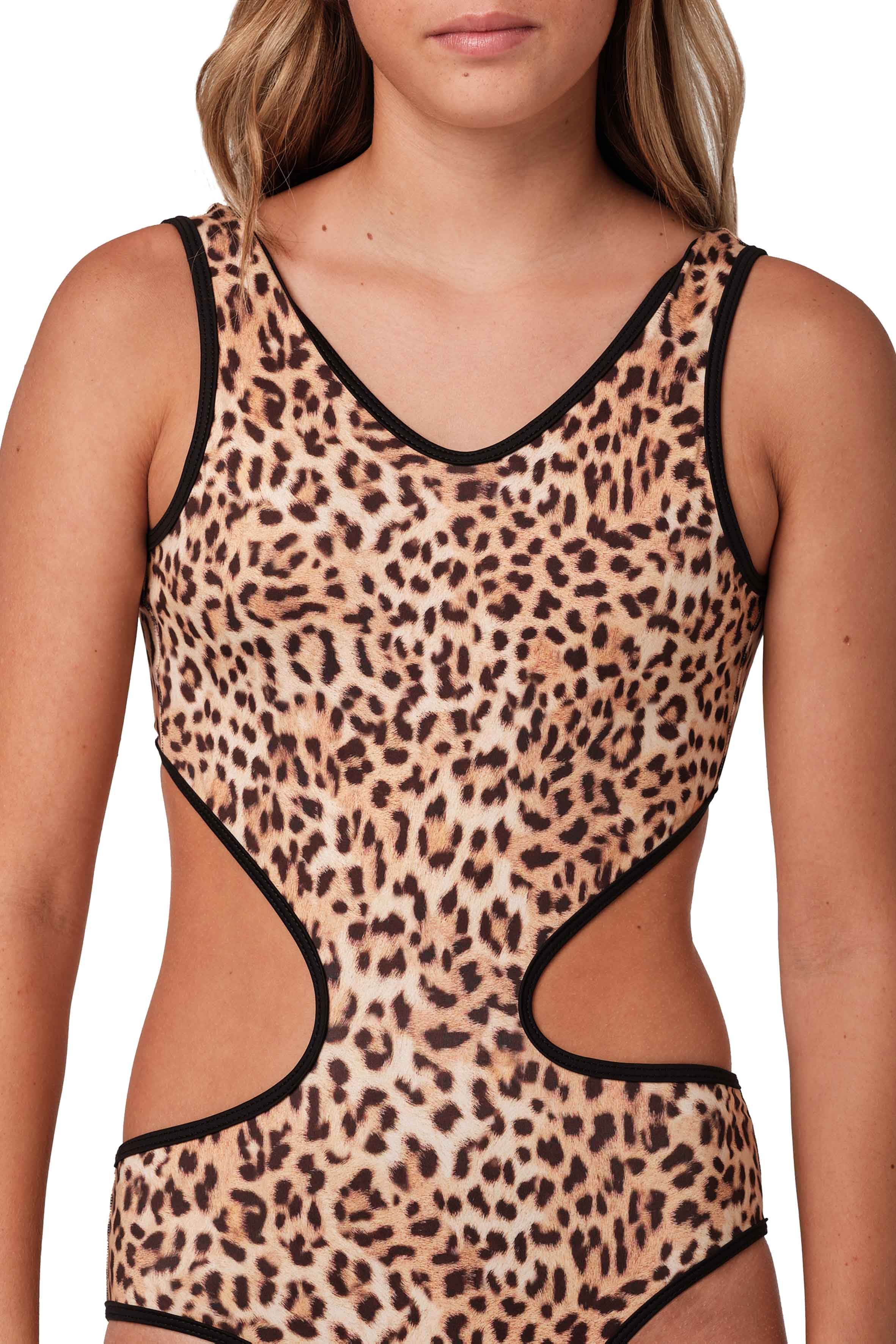 Back Off - Leo One Piece